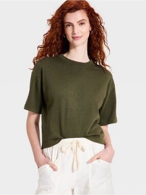 Relaxed Crewneck Short Sleeve Tops (2) in Olive Green and Beige